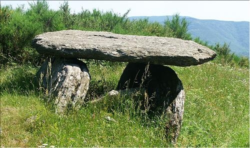 dolmen de la gante.jpg