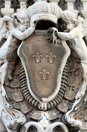 Au balcon de l'Hôtel de ville de Marseille (II)...